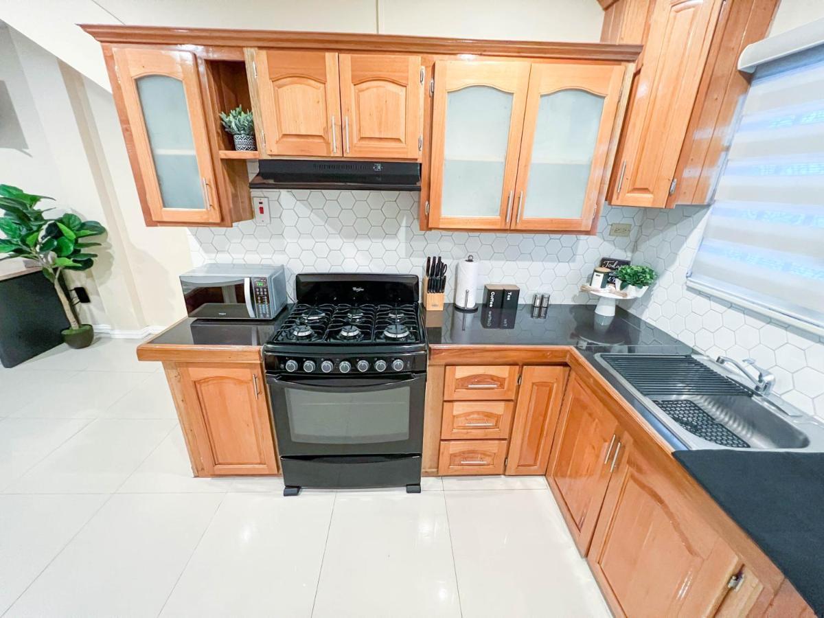 Stacys Place #4 Studio Apartment Port of Spain Exterior foto